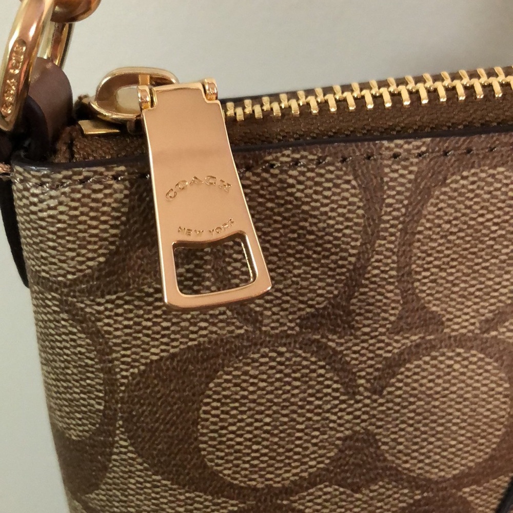 Coach bag - Picture 8 of 16